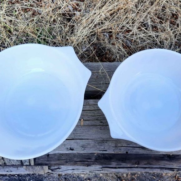 2 Pyrex brown 'floral vine' casserole dishes - Picture 4 of 4